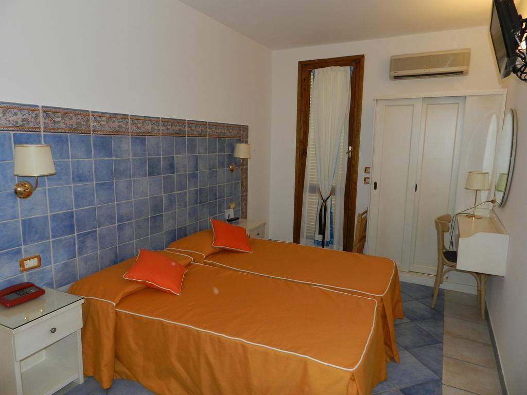 Hotel Punta Mesco Monterosso al Mare Room photo